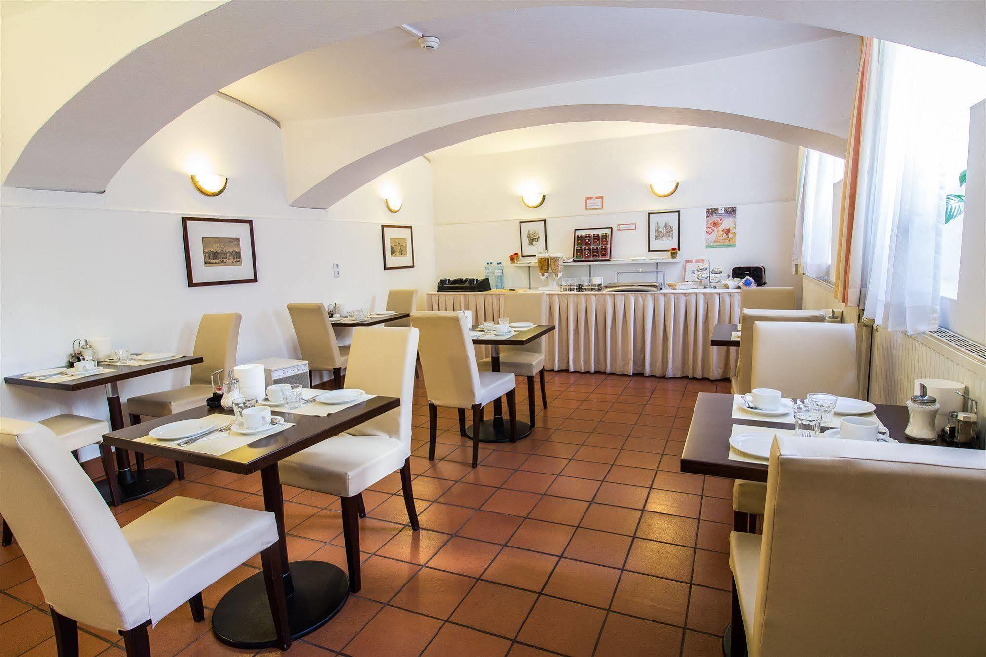 Amelie Apartment Hotel Vienna Exterior photo